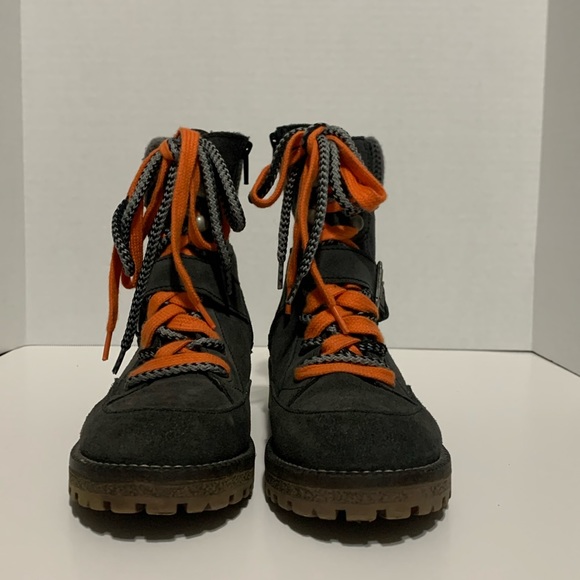 Bos. & Co. Gray Suede Waterproof Size Zip Colony Boots Size 36 US 6 - Picture 1 of 5